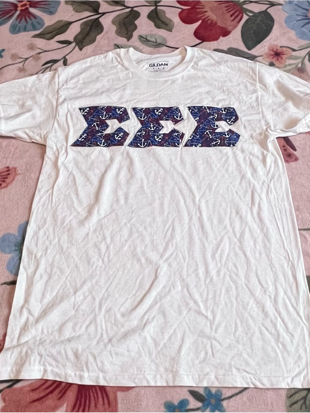 Gildan  White Graphic Tee with Blue Anchor Pattern